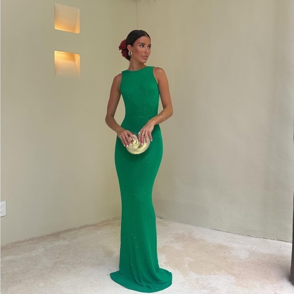 Elegant Green Sleeveless Dress